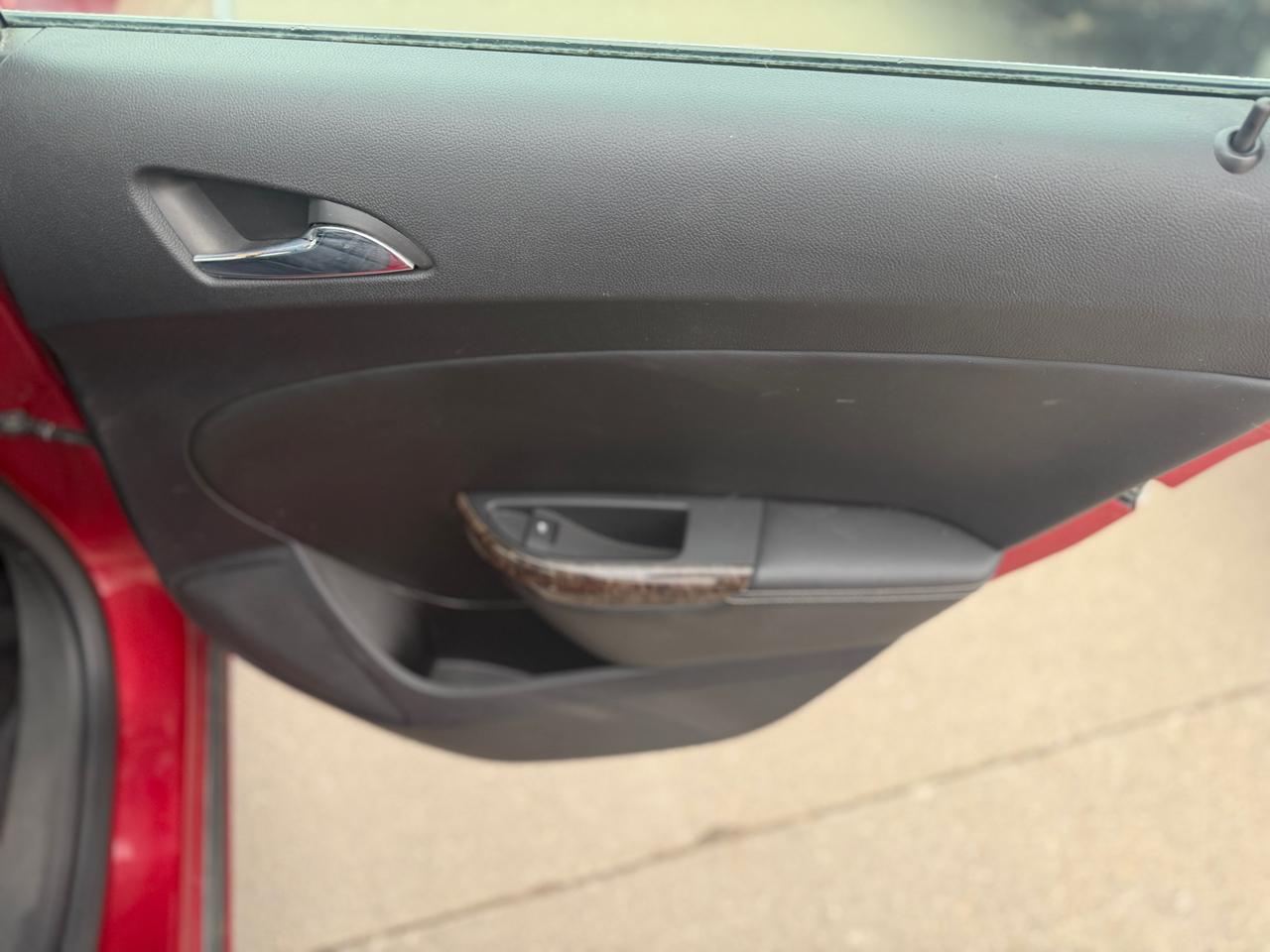 Buick Verano Leather 2012