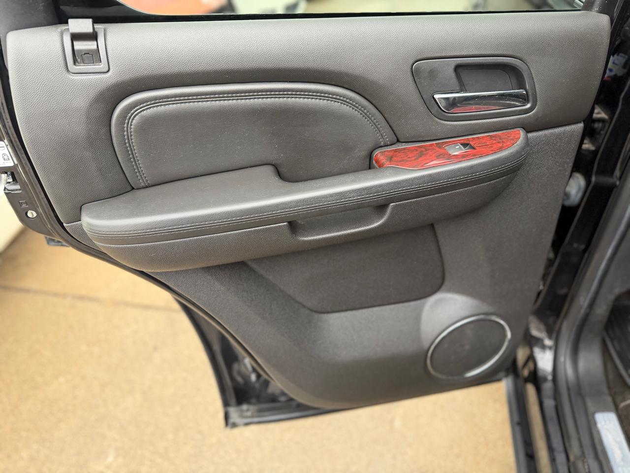 Cadillac Escalade Premium AWD 2014