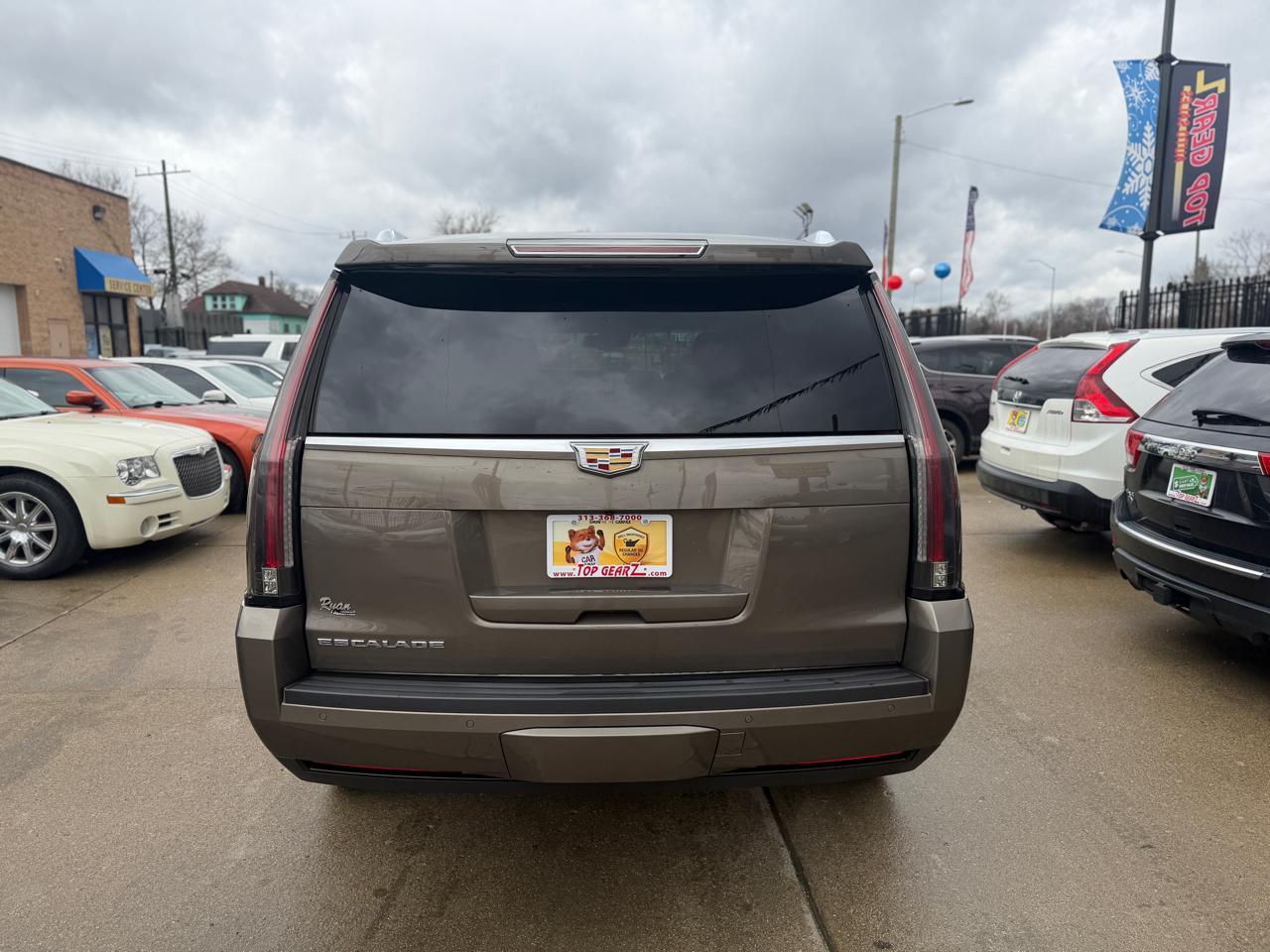 Cadillac Escalade Luxury 4WD 2015