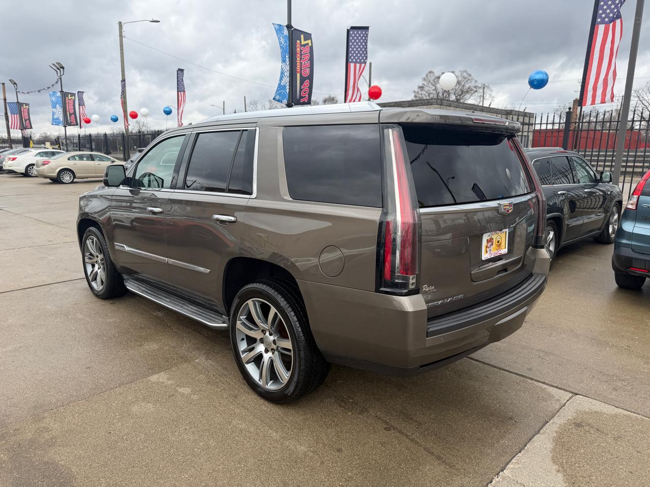Cadillac Escalade Luxury 4WD 2015