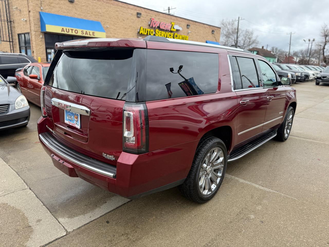 GMC Yukon XL Denali 4WD 2016