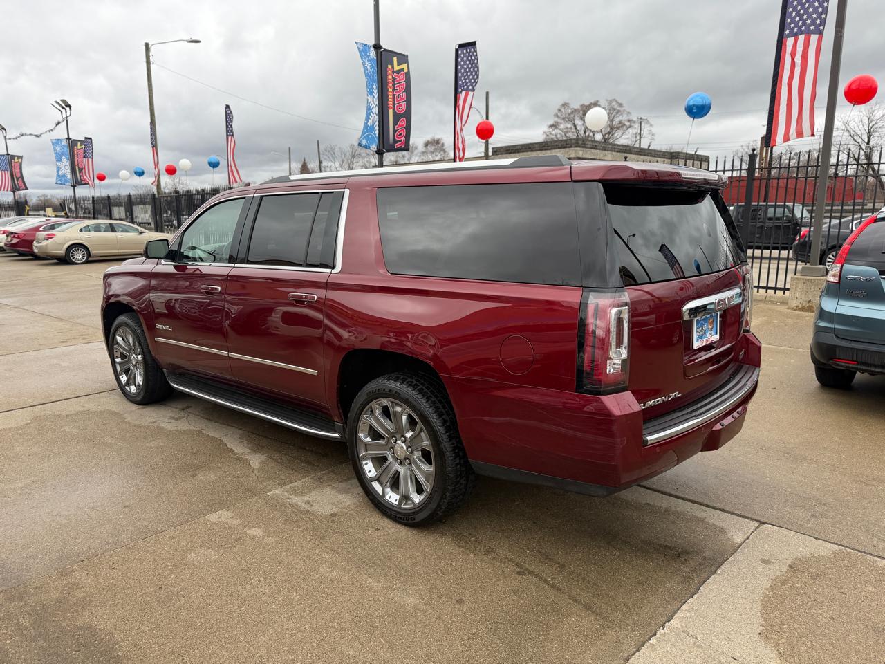 GMC Yukon XL Denali 4WD 2016