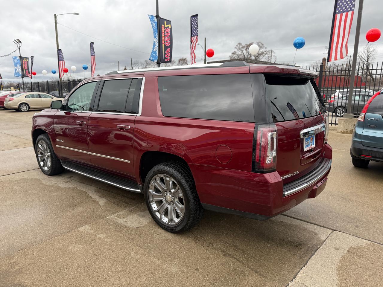 GMC Yukon XL Denali 4WD 2016