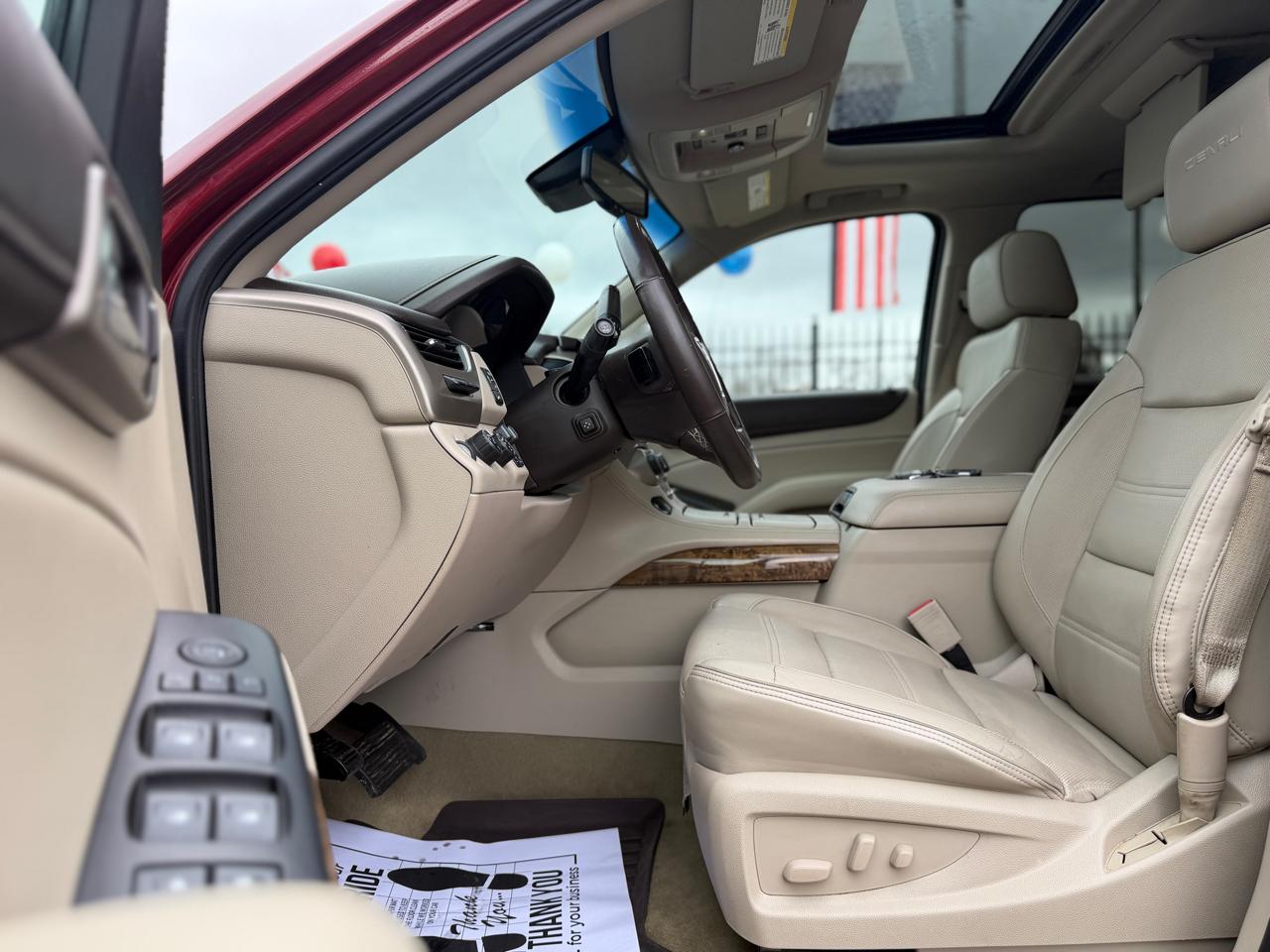 GMC Yukon XL Denali 4WD 2016