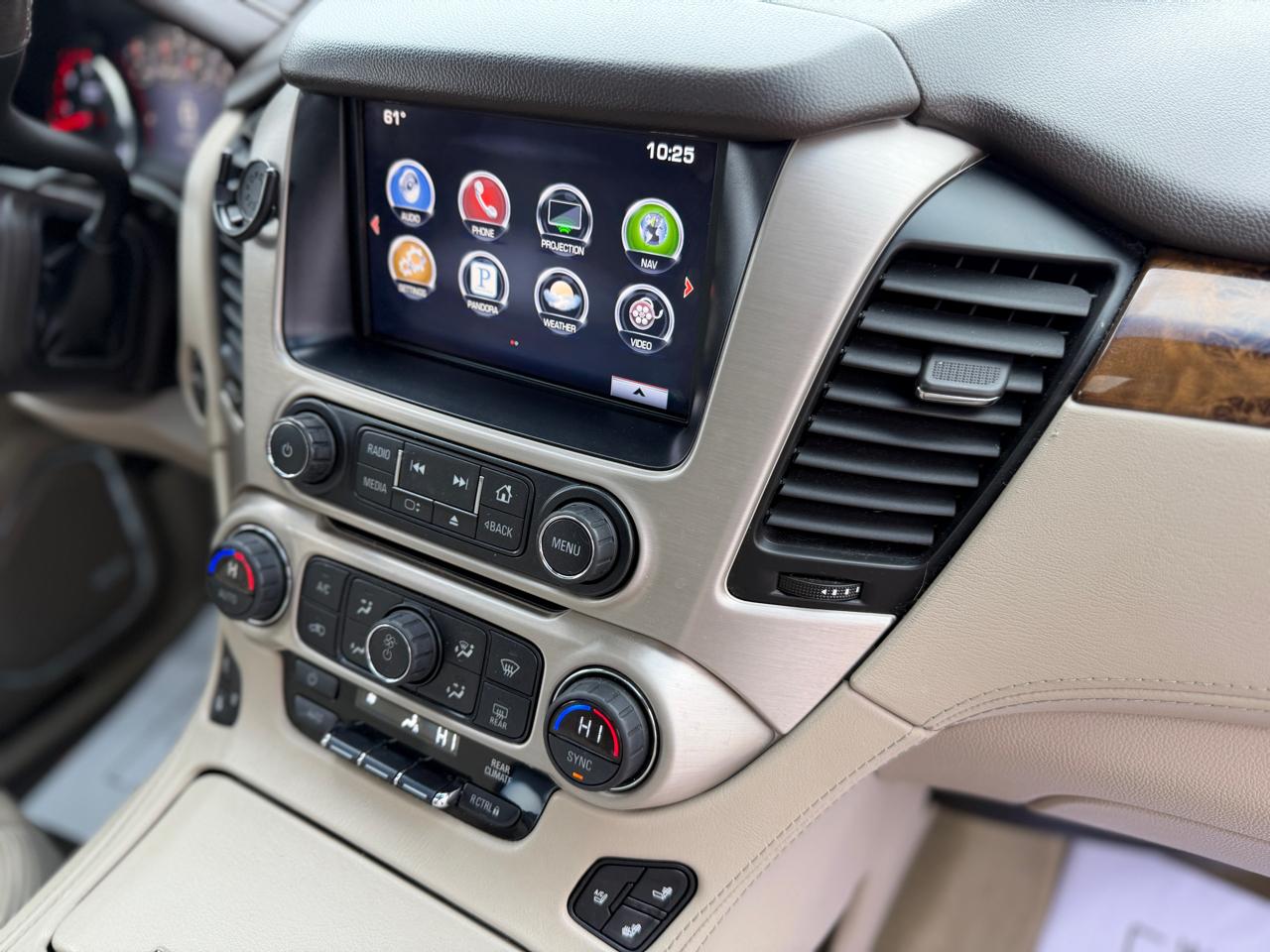 GMC Yukon XL Denali 4WD 2016