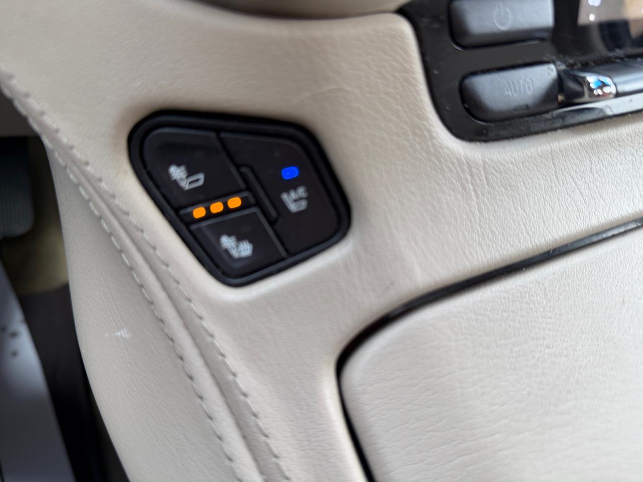 GMC Yukon XL Denali 4WD 2016