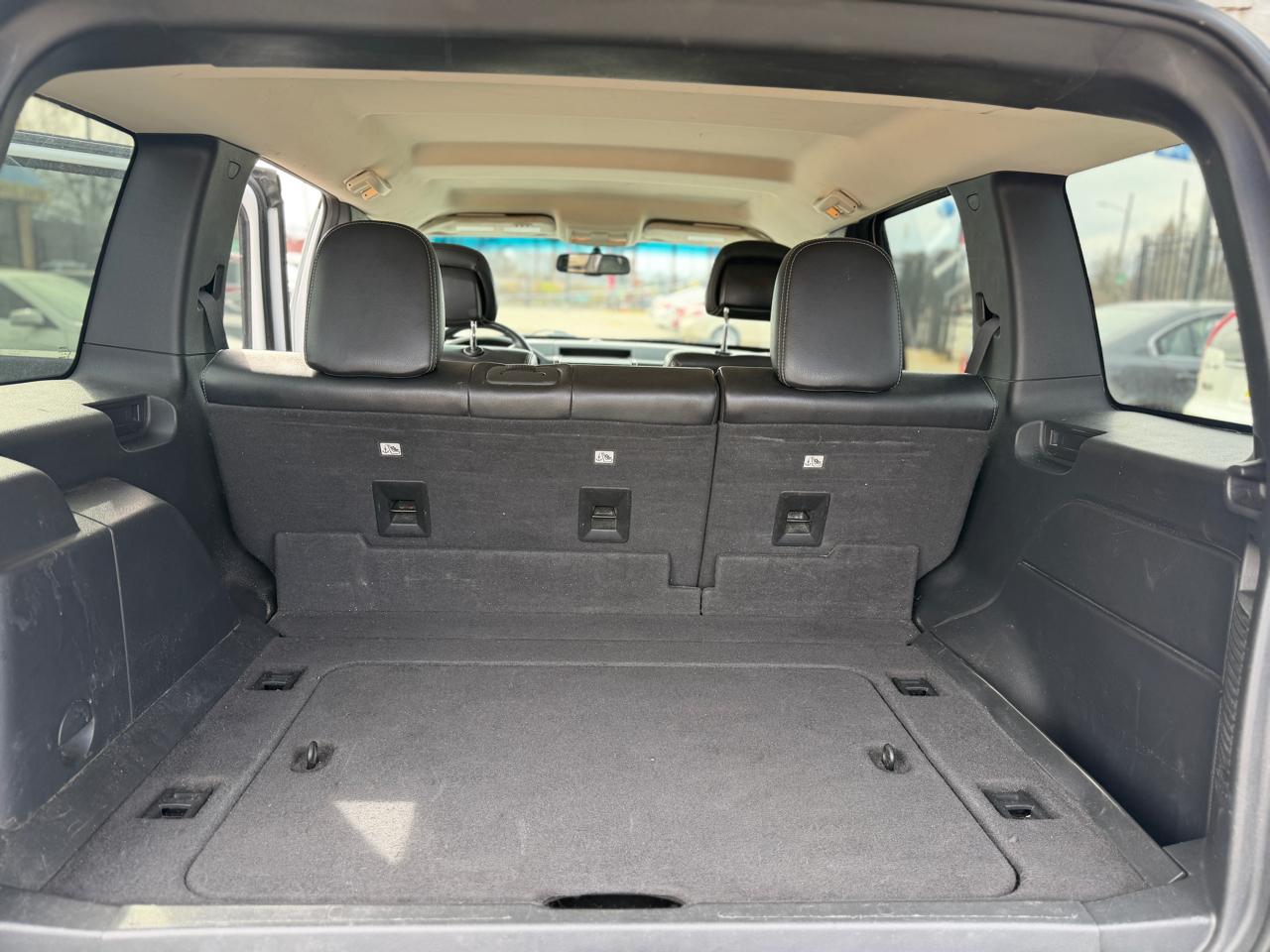 Jeep Liberty Limited 4WD 2012