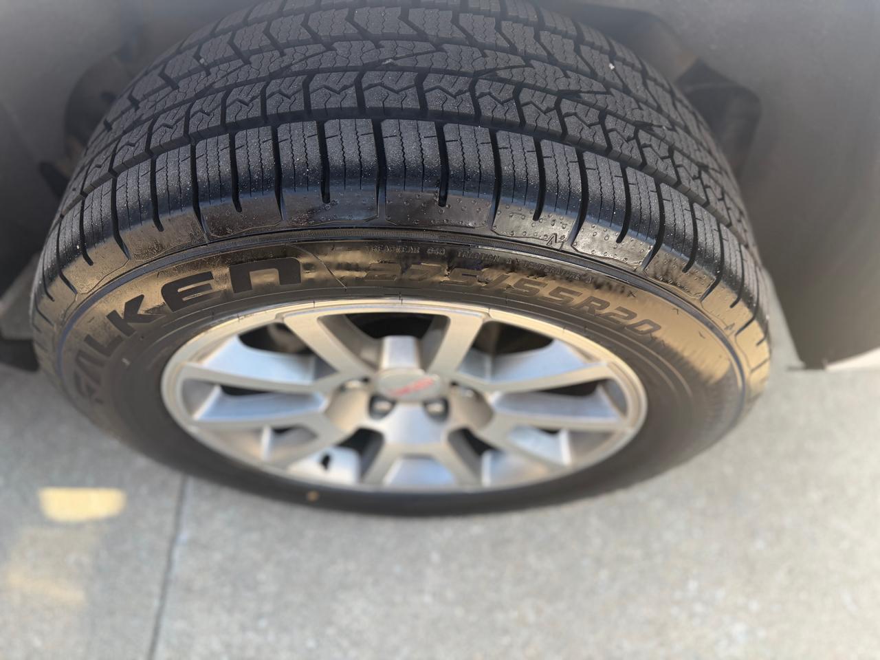 GMC Yukon XL Denali 2017