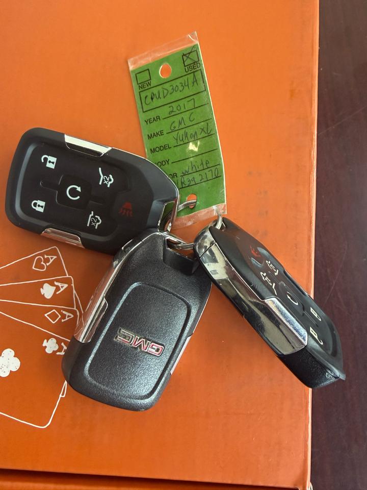 GMC Yukon XL Denali 2017