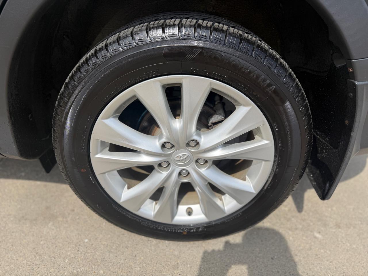 Toyota RAV4 Limited AWD 2015