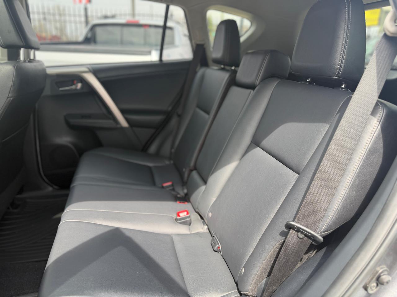 Toyota RAV4 Limited AWD 2015