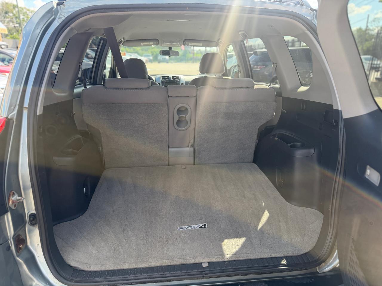 Toyota RAV4  2008