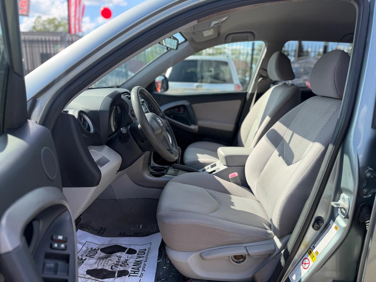 Toyota RAV4  2008