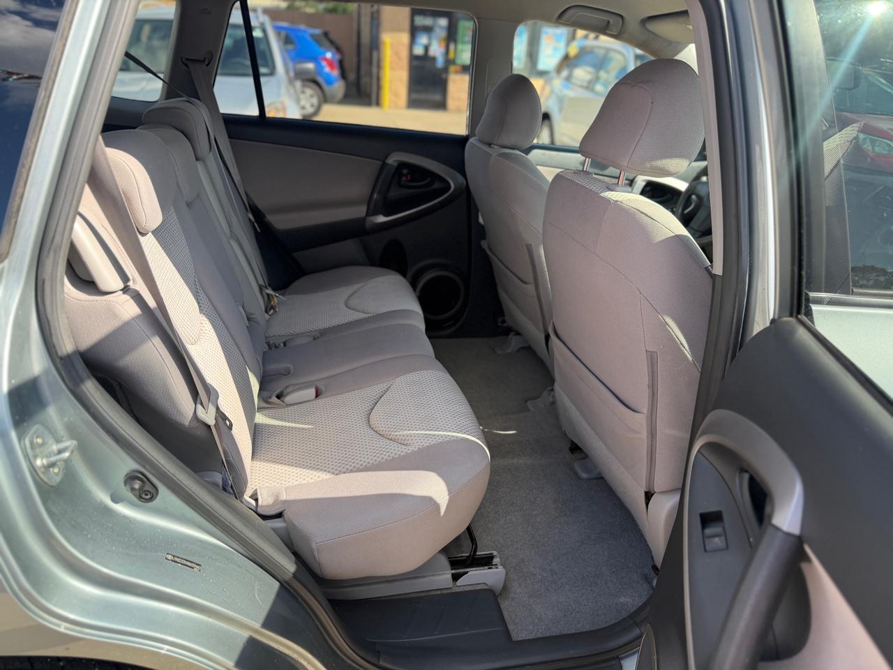 Toyota RAV4  2008