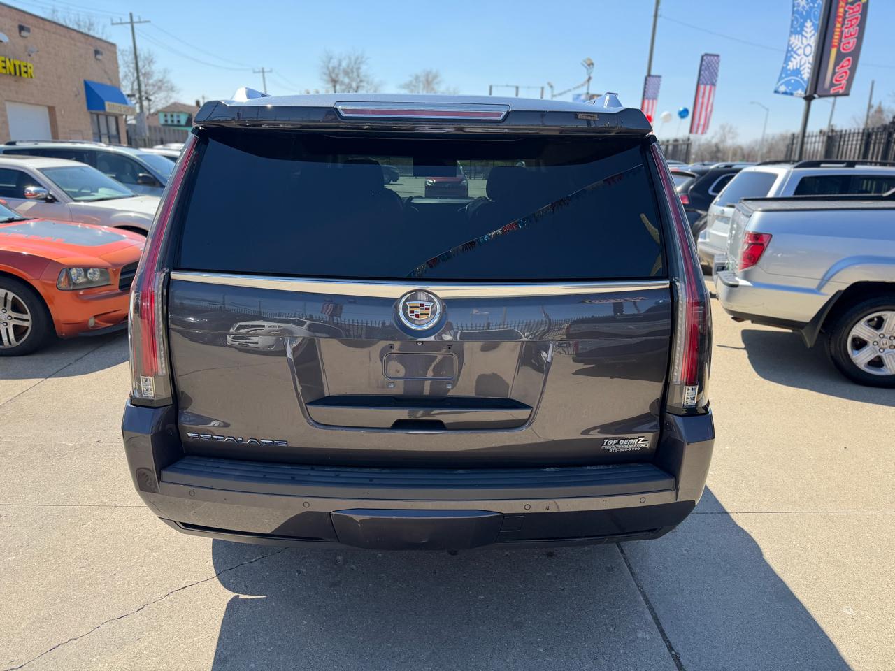 Cadillac Escalade Luxury 4WD 2015