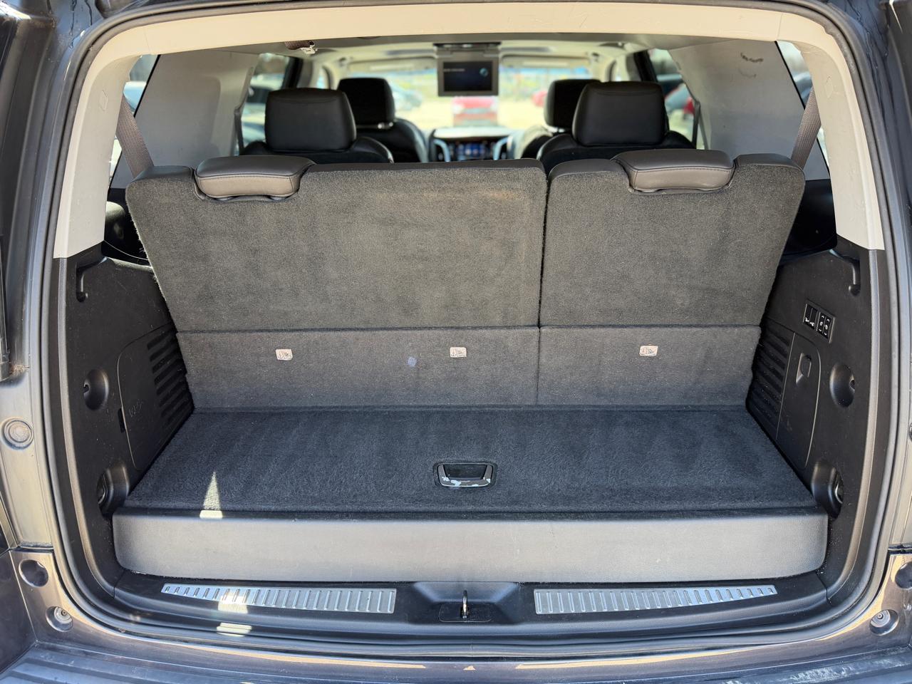 Cadillac Escalade Luxury 4WD 2015