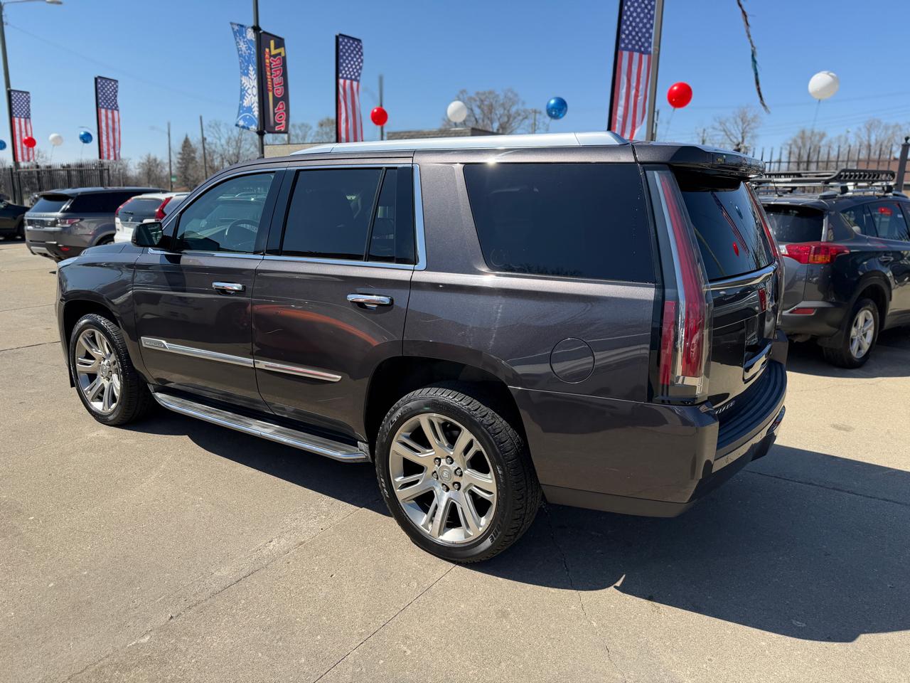 Cadillac Escalade Luxury 4WD 2015