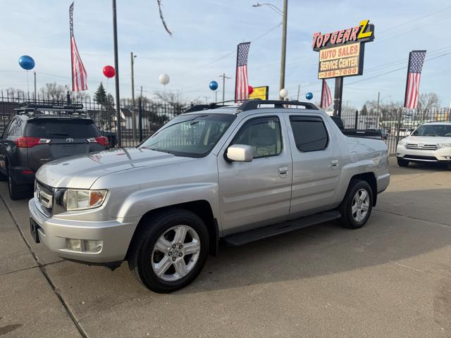 Silver 2010 Honda Ridgeline RTL Pickup Truck Four-Wheel Drive Automatic