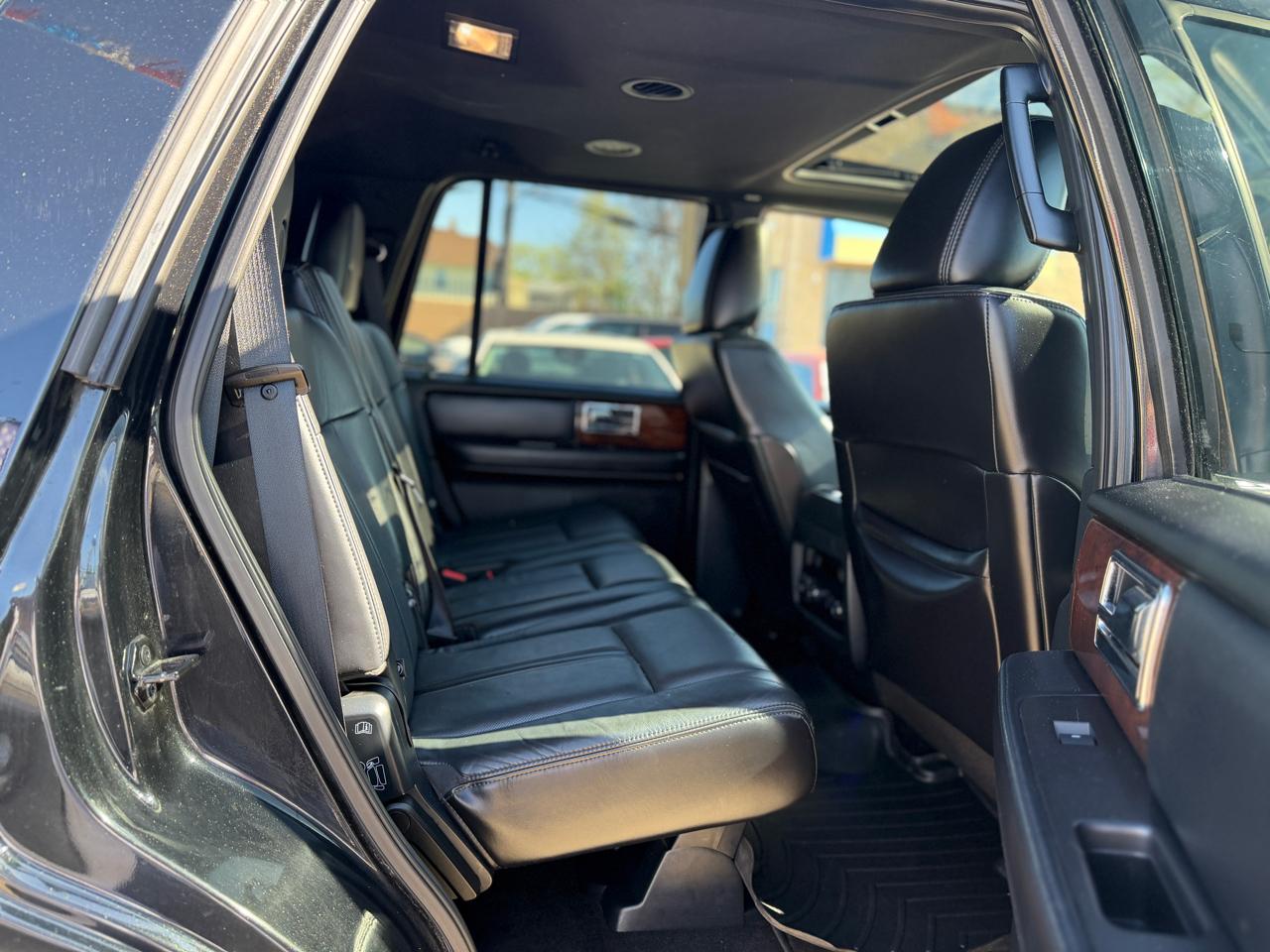 Lincoln Navigator 4WD 2015