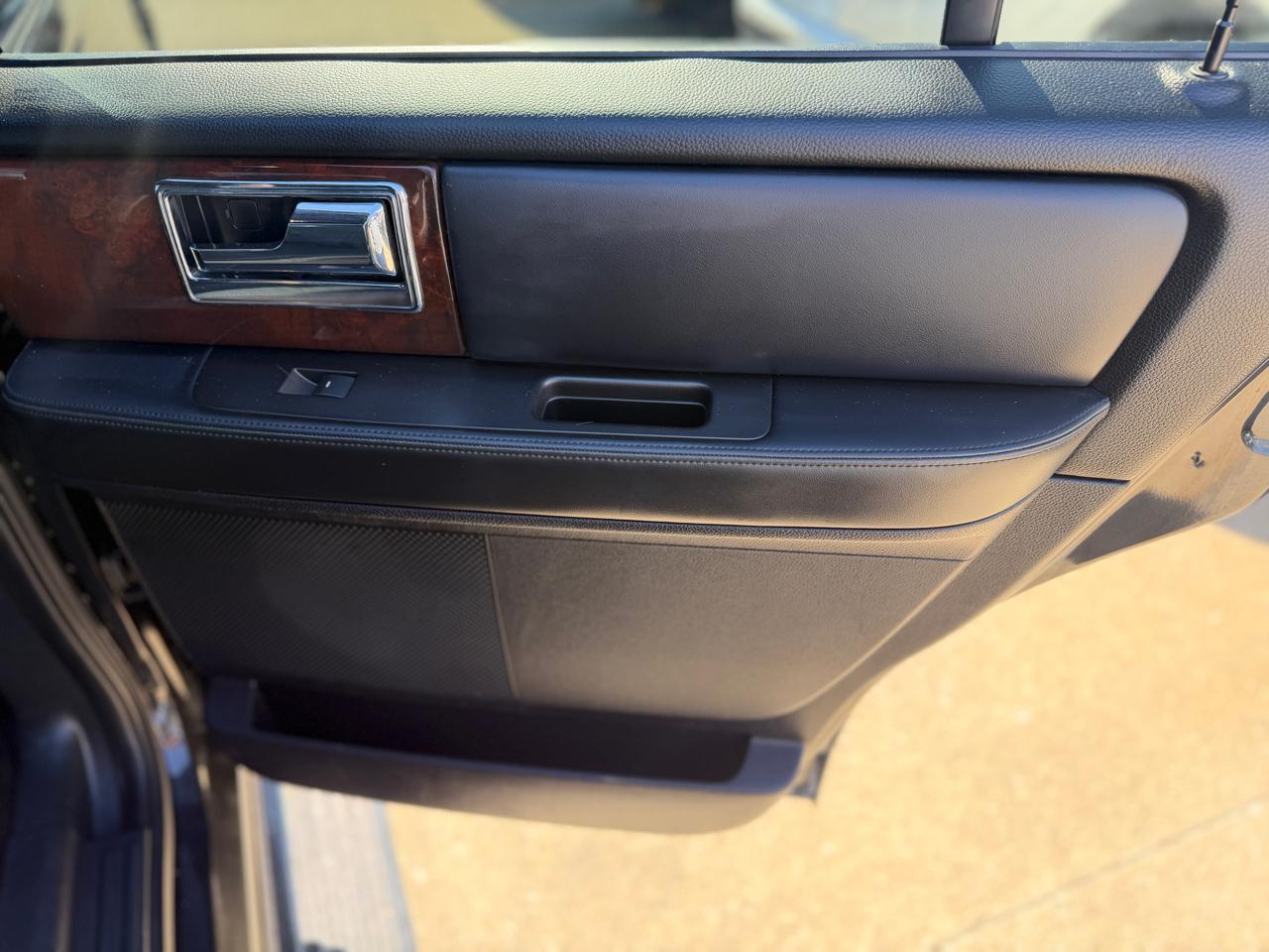 Lincoln Navigator 4WD 2015