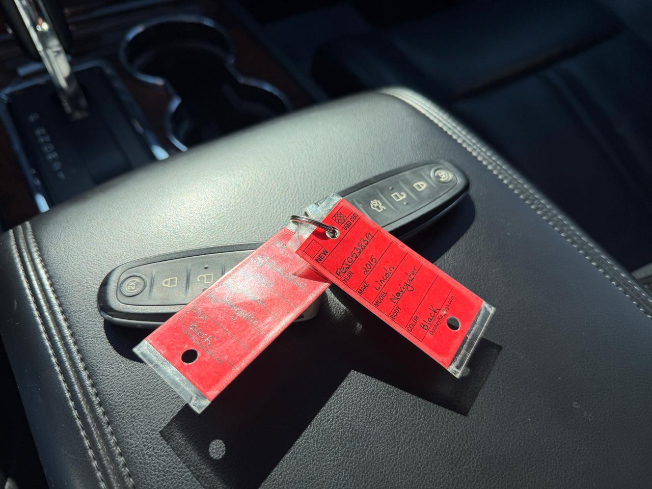 Lincoln Navigator 4WD 2015