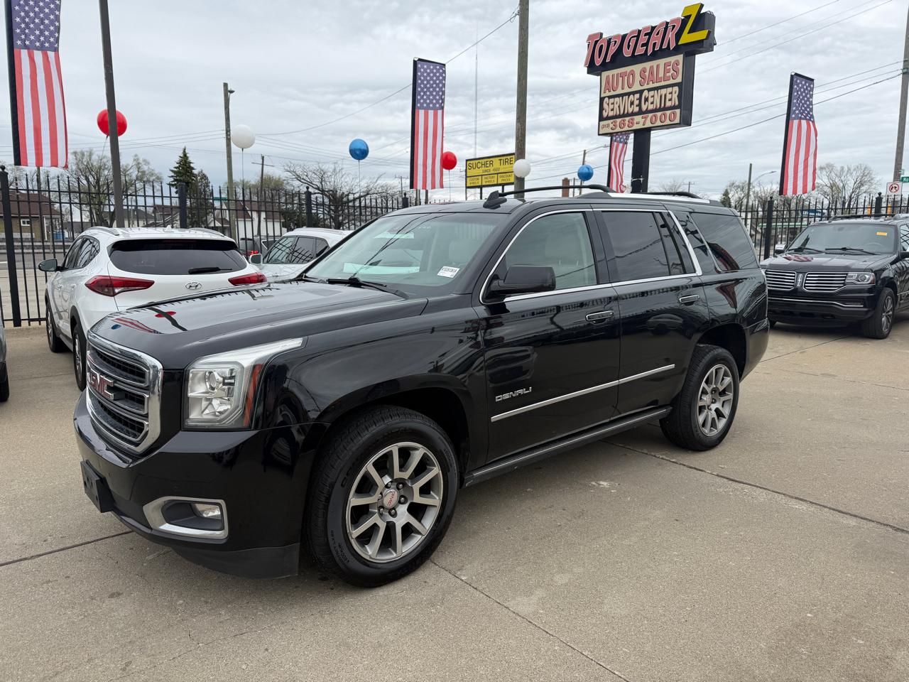 GMC Yukon Denali 4WD 2016