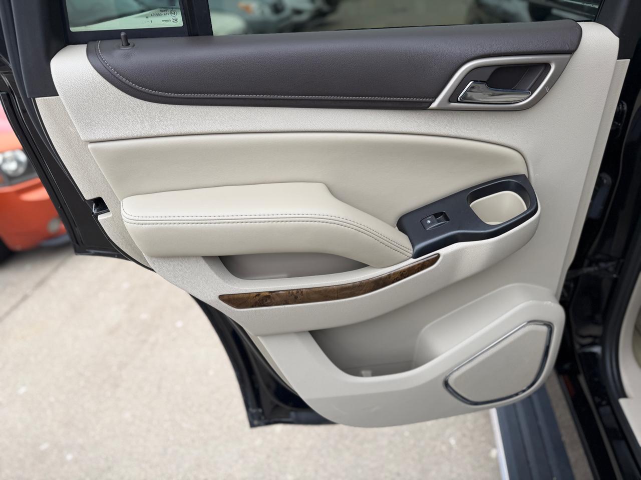 GMC Yukon Denali 4WD 2016