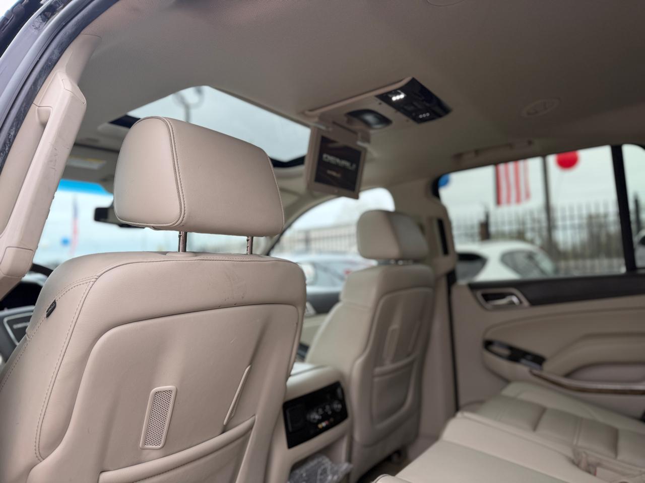 GMC Yukon Denali 4WD 2016