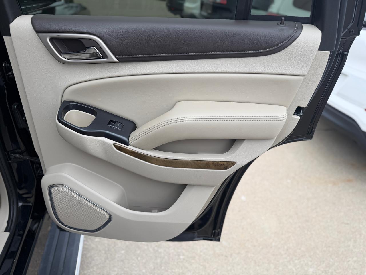 GMC Yukon Denali 4WD 2016