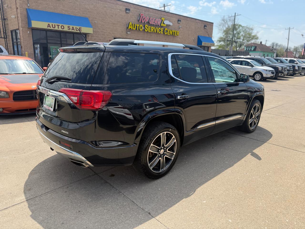 GMC Acadia Denali AWD 2017
