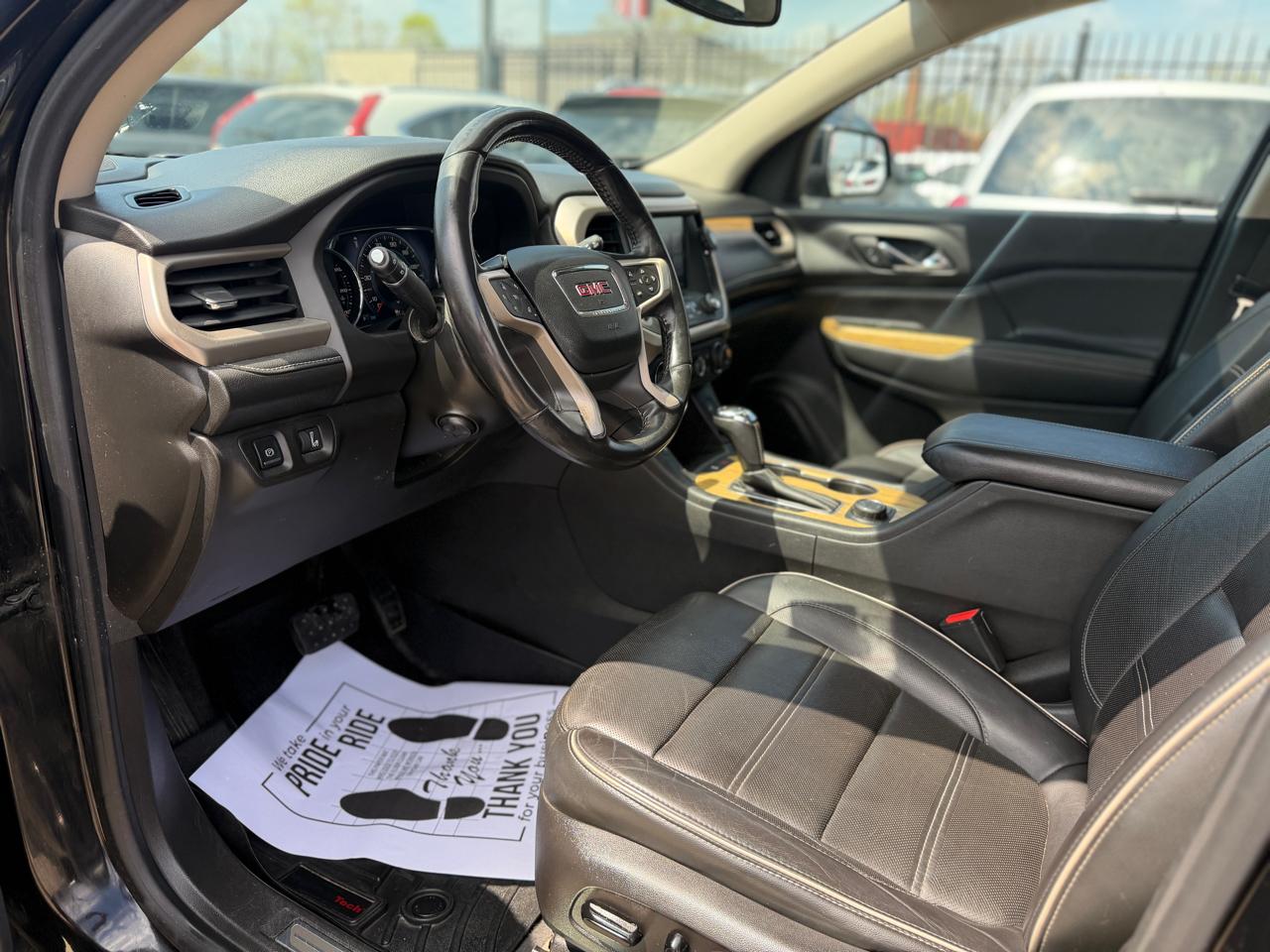 GMC Acadia Denali AWD 2017