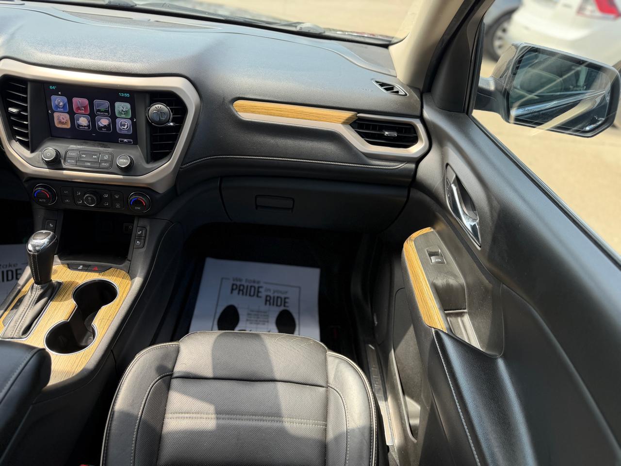 GMC Acadia Denali AWD 2017