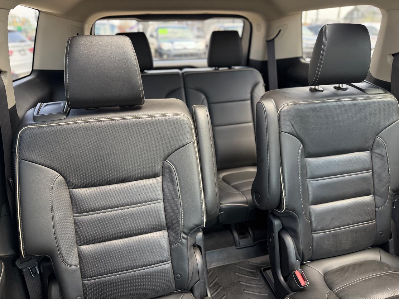 GMC Acadia Denali AWD 2017