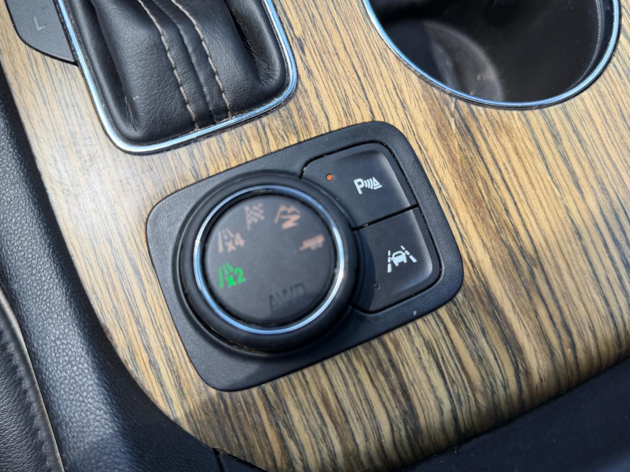 GMC Acadia Denali AWD 2017