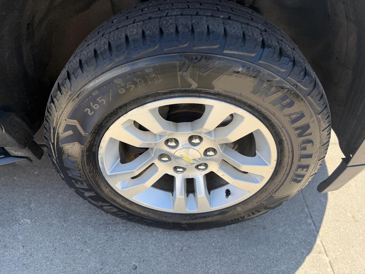 Chevrolet Suburban LS 4WD 2015