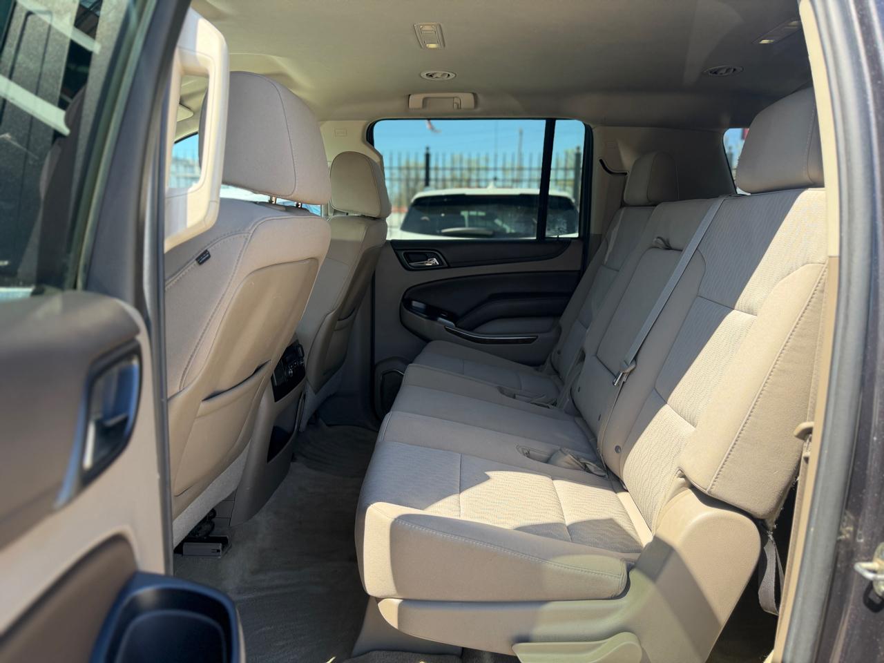 Chevrolet Suburban LS 4WD 2015