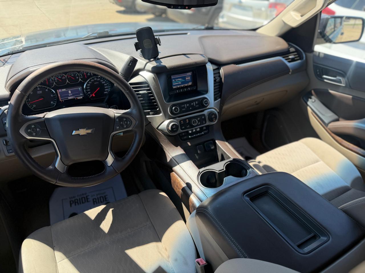 Chevrolet Suburban LS 4WD 2015