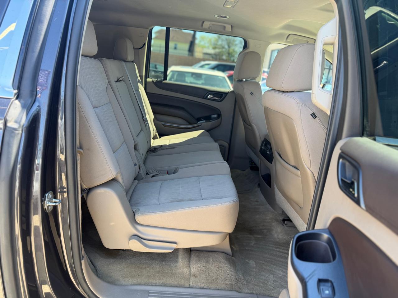 Chevrolet Suburban LS 4WD 2015