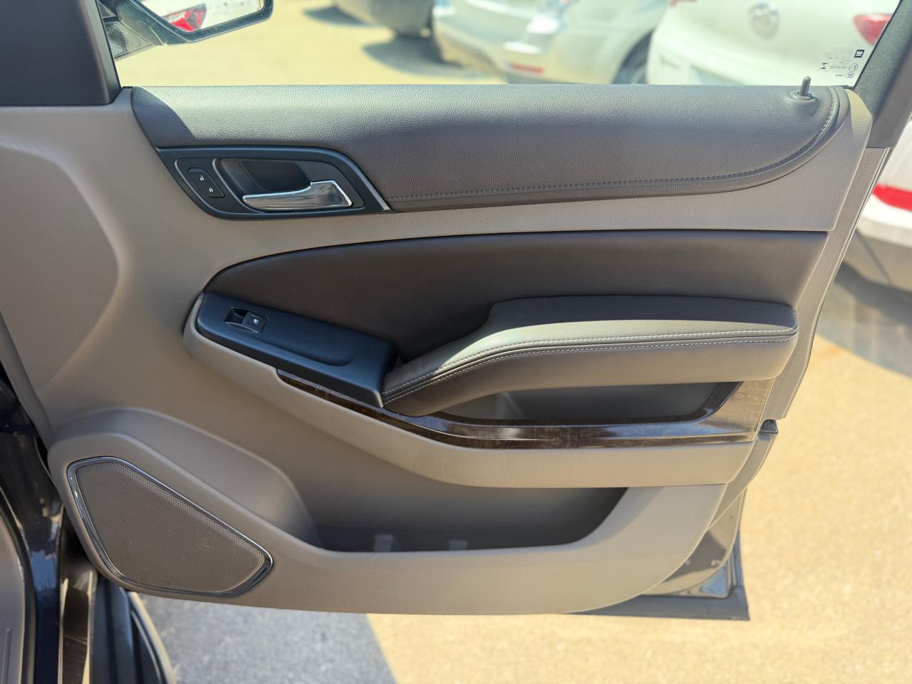 Chevrolet Suburban LS 4WD 2015