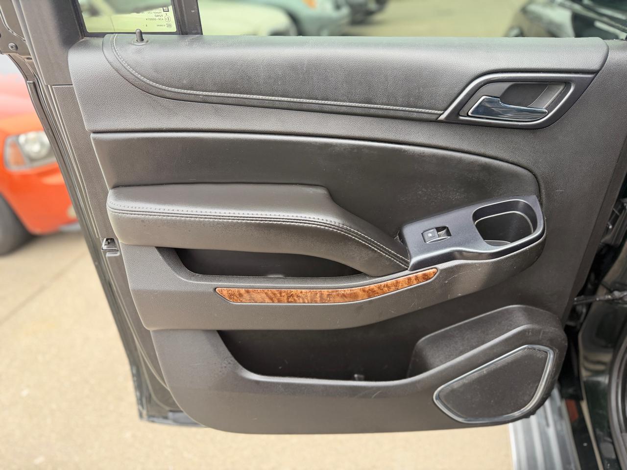 Chevrolet Suburban LTZ 4WD 2016