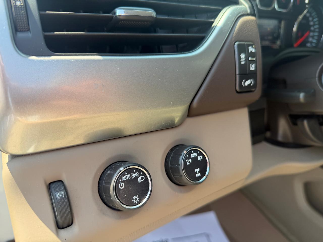 Chevrolet Tahoe LT 4WD 2015