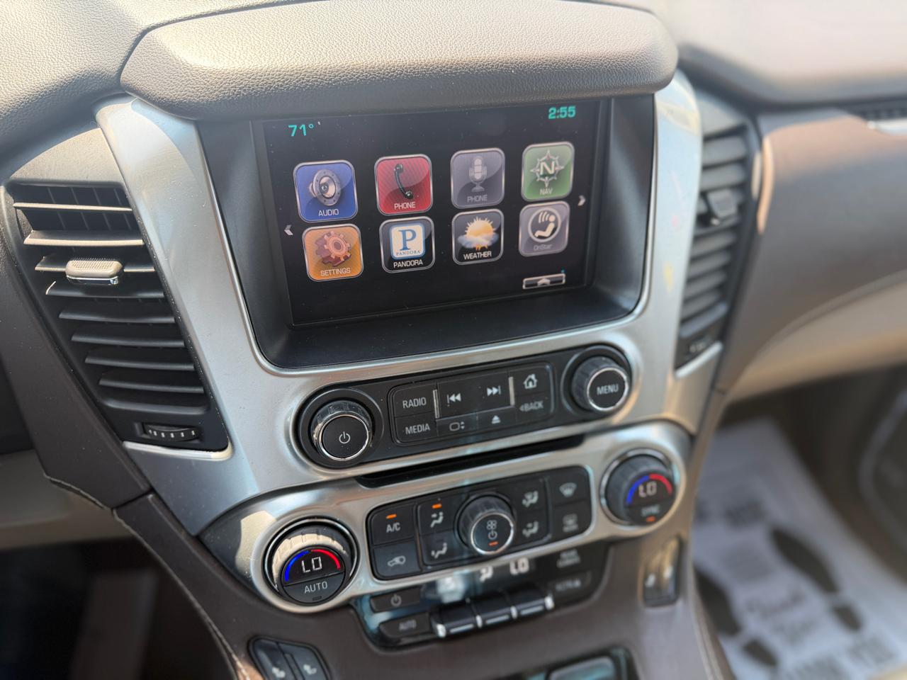 Chevrolet Tahoe LT 4WD 2015