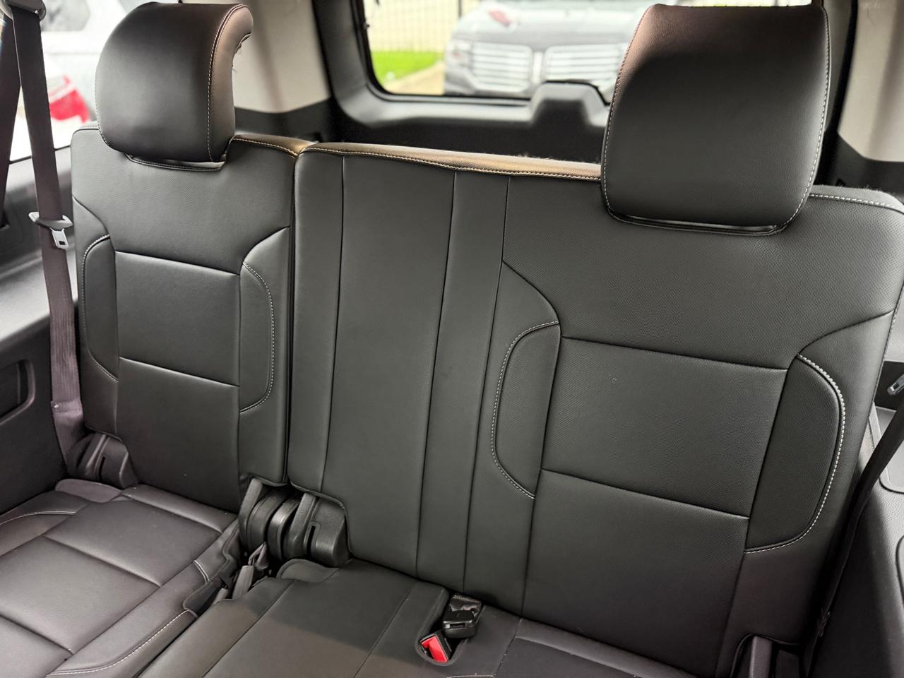 Chevrolet Suburban LTZ 4WD 2016