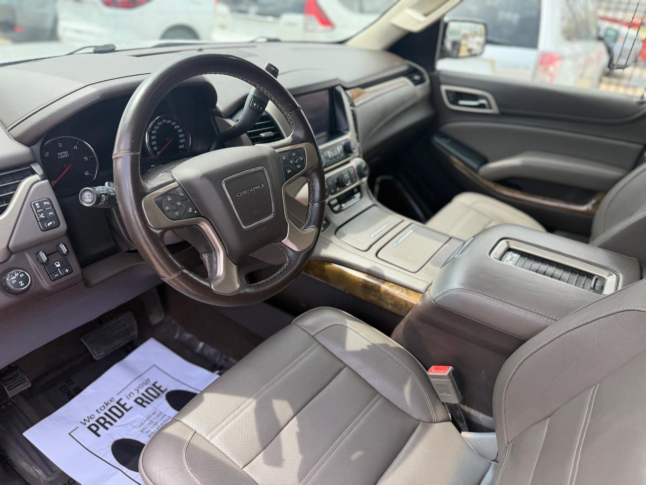 GMC Yukon XL Denali 4WD 2016