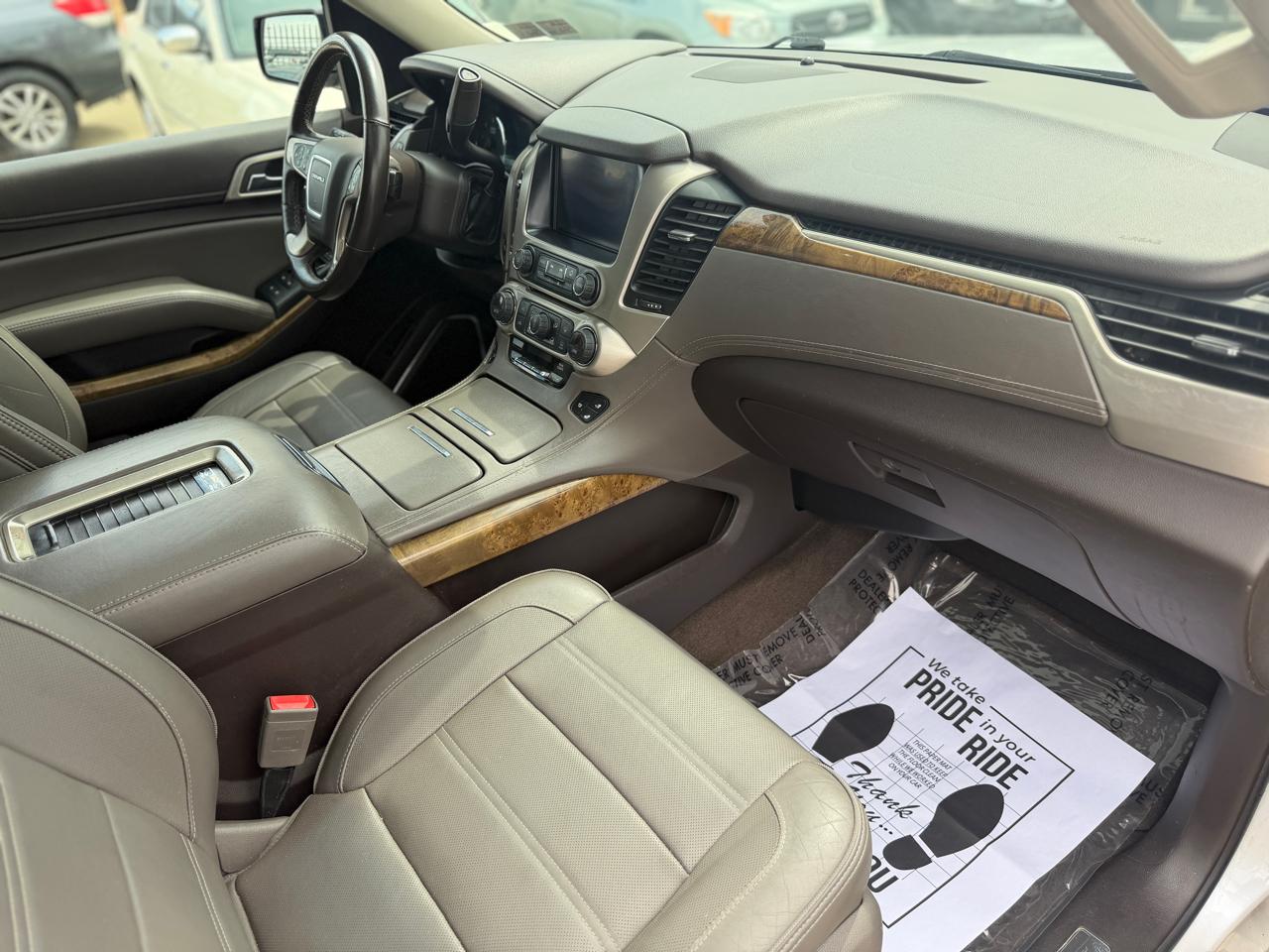 GMC Yukon XL Denali 4WD 2016