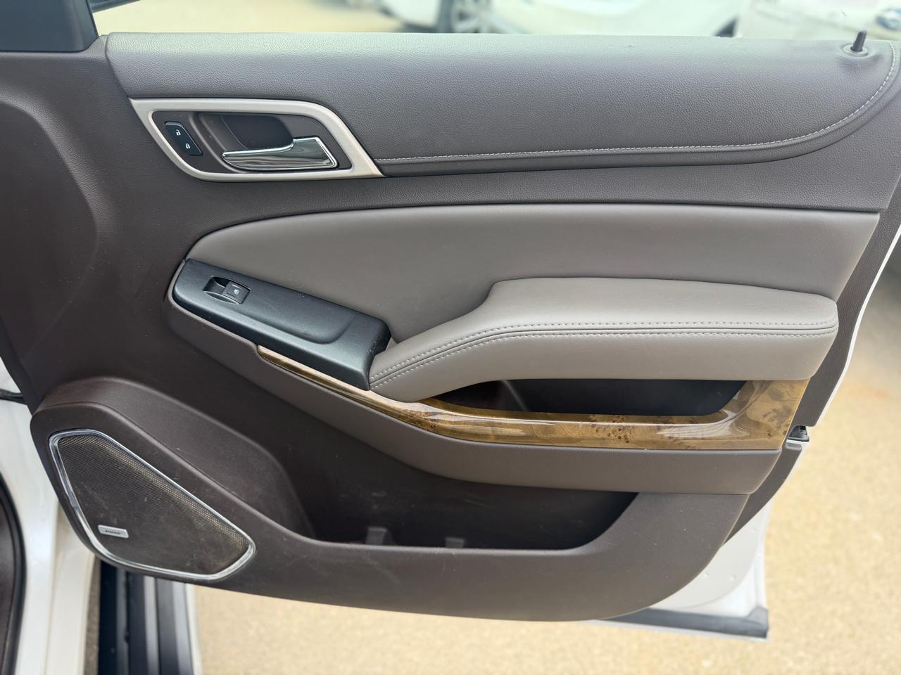 GMC Yukon XL Denali 4WD 2016