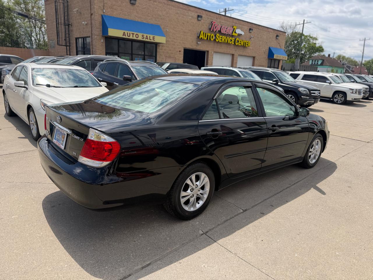 Toyota Camry LE V6 2006