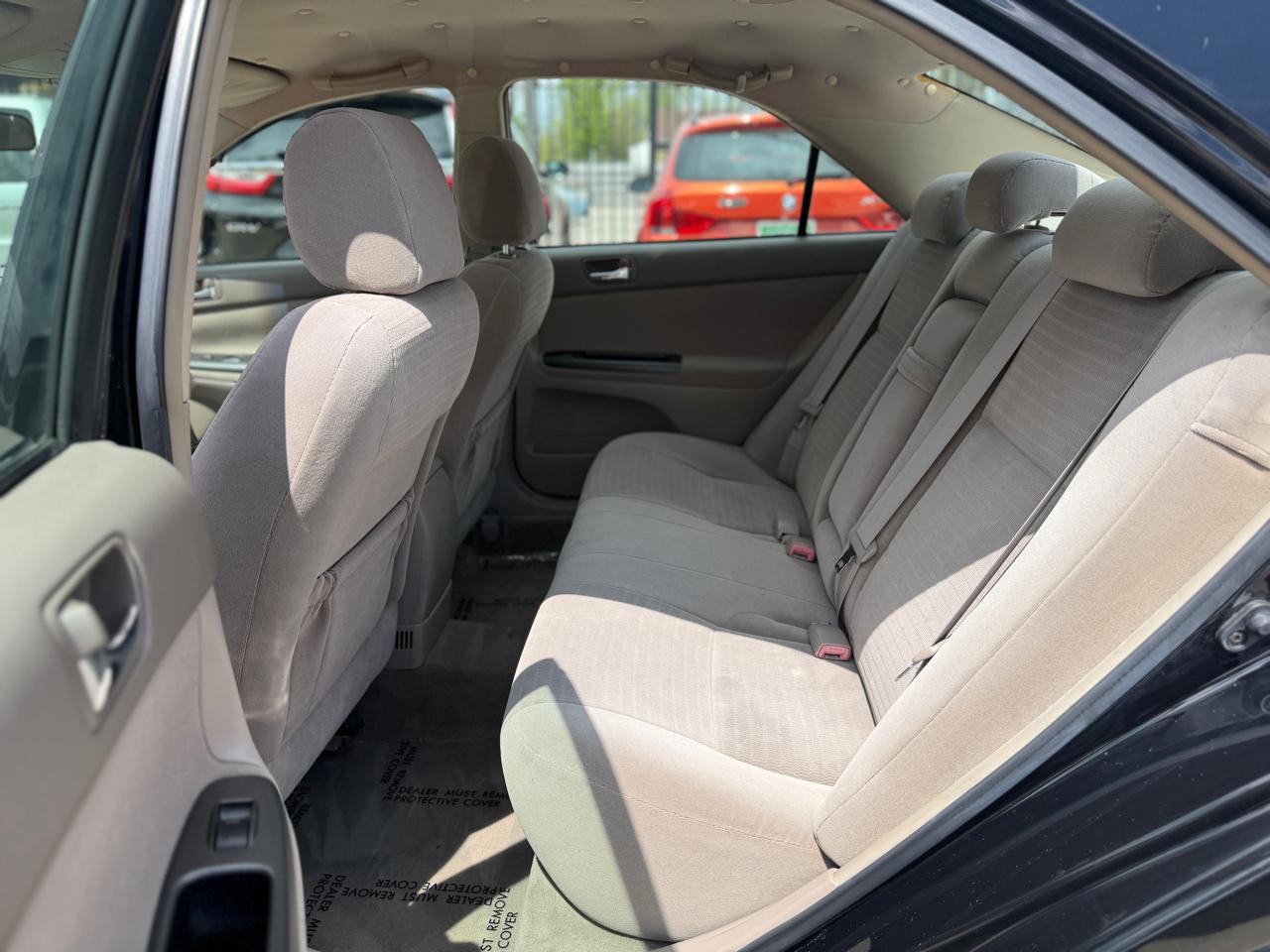 Toyota Camry LE V6 2006