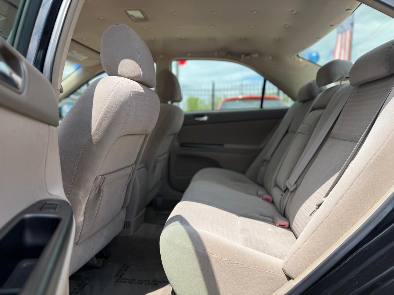 Toyota Camry LE V6 2006