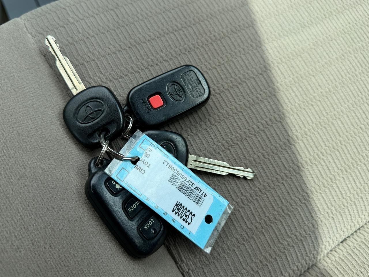 Toyota Camry LE V6 2006